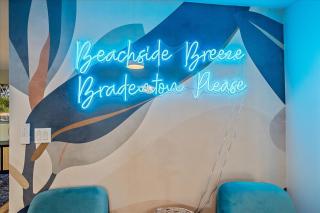 Pool Hot Tub Game Room & More Sleeps 10 - 6