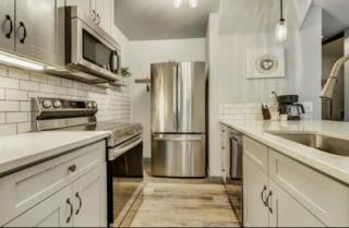 Modern MTN Condo Cozy 2BR Retreat Heated Pool - 1