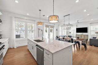 Private Pool and Short Walk to the Beach - Seagrove Beach FL home - Santa Rosa Beach - 5