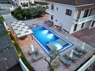 Loula's Villa - Alykes - 9