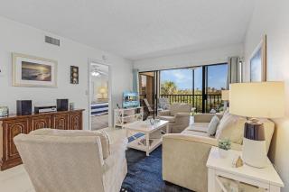 Lake Access, Community Pool, Tennis & Pickleball -Condo Lagoon Landing -Roelens - Fort Myers Beach - 6