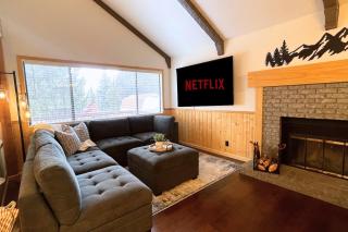 Cozy Mountain Retreat in Pine Valley, UT with decks, game room, and mountain views - 9
