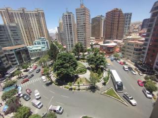 Amplio y cómodo departamento - La Paz - 1