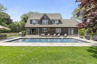 Glendale by Rove 5BR Family Home with Outdoor Space & Heated Pool - Montauk - 0