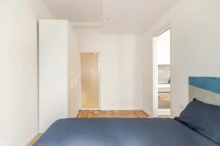 Crystal Home MI with XXL Shower - Milan - 1
