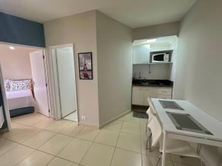 Apartamento c/ garagem, sacada e cozinha - UH 1111 - 1