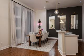 Modern Living in Houston 3-Story Near Everything - Houston - 1