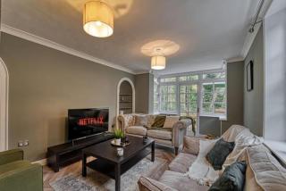 Cosy & Central 3Bedroom Bridgnorth House with Parking & Garden Perfect for Families and Business Sleeps 6 by PureStay - Bridgnorth - 9