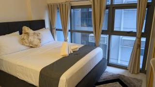 J&M Cozy Retreat - McKinley Hill, BGC - 0