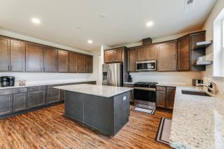 8 Mi to Bethany Beach Delaware Family Home - 3