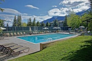 Outdoor Pool, Private Sauna, 50yd to Moose Creek Lift, Flexible Bedding - 9