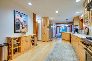 Lakefront Paradise Near Okemo and Killington - 2