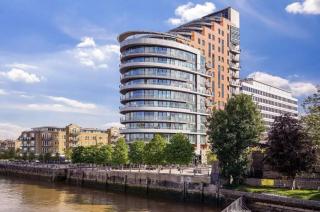 2-bed Penthouse with unique river views - located in London's iconic building - 5
