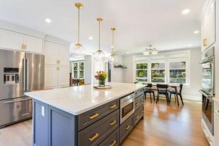 Cape Cod Coastal Escape - 6 min Bike to the Beach! - 7