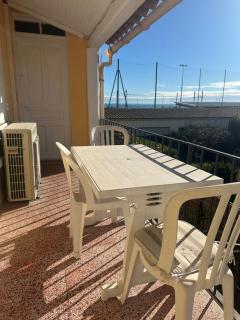 Lumineux 2 pièces haut de villa - Antibes - 1