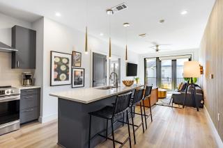Prime Walkable Midtown Location Pool Gym Outlaws Den by AvantStay - Nashville - 7