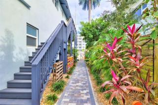Orange Dream in the Sky - Fort Lauderdale - 1