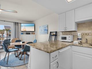 Summer Breeze Condominium 205 by Newman-Dailey - Destin - 2