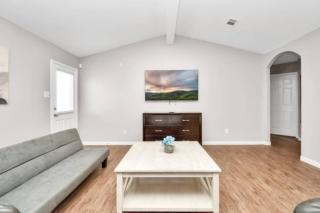 Beautiful Gated Rental Handicap Accessible - Manvel - 9