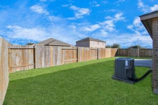 Beautiful Gated Rental Handicap Accessible - Manvel - 8