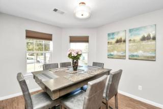 Beautiful Gated Rental Handicap Accessible - Manvel - 4