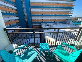 Laidback n Lazy at Landmark Resort - Myrtle Beach - 1