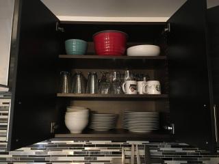 Comfy 3-Bedroom Home with Modern Upgrades - London - 4
