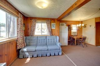 Convenient Cabin with Access to 3 Boat Docks! - Northwoods Beach - 6