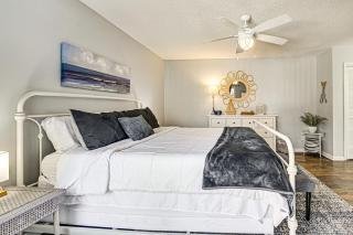 1 Mi to Broadway at the Beach Home with Large Yard! - Myrtle Beach - 2