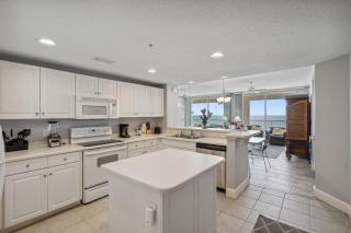Majestic Condo- Tower 2 #206 3 BR 3 BA Low floor! - Panama City Beach - 6