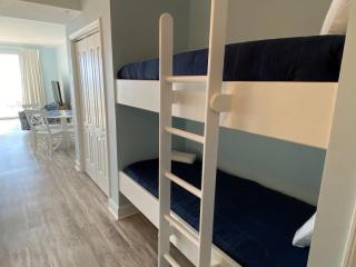 Celadon 207 beachfront 1 BR 2 BA Sleeps 6 - Panama City Beach - 1