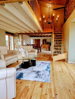 Vineyard Villa with Pool and Hot Tub - 8