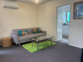 Cosy 2 bedroom home in Miramar - Wellington - 6