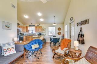 Walk to Gulf Surfside Beach Home with Deck - 7