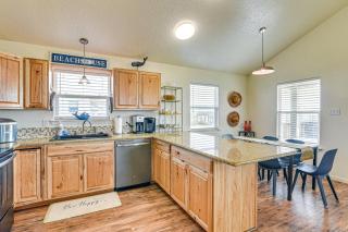 Walk to Gulf Surfside Beach Home with Deck - 4