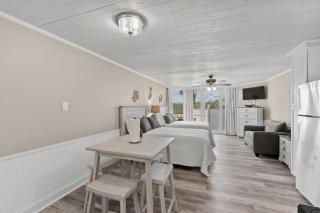 Top of the Gulf 120 - Shore-side Bungalow Sleeps 4 - Panama City Beach - 2