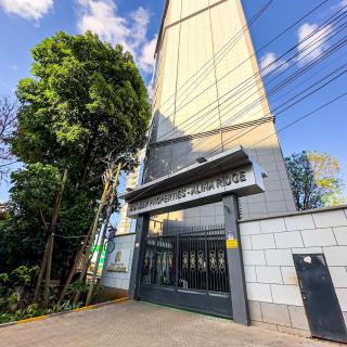 Luxe Studio Apartment in Kileleshwa - Nairobi - 8