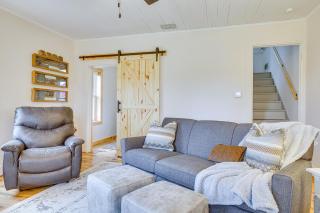 Lovely Rural Hixton Farmhouse with Porch and Fire Pit! - Black River Falls - 5