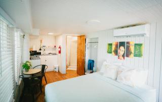 Ocean Front Villa 4 Studio - 1