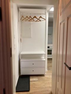 Altstadtwohnung mit Flair, 2 Zimmer, Küche, Bad, Kamin, 50 qm - Arnstadt - 4