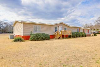 Charming Retreat with Games and Yard in Oglethorpe! - Montezuma - 8