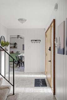 Pocono Retreat Hot Tub MovieRoom GameRoom etc - 2