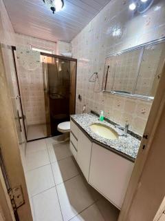 Quarto a poucos mts da praia de Camboriú - Balneário Camboriú - 8
