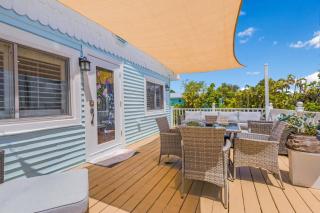 Charming and Cozy, Beachfront, water view - Lazy Daze - Roelens - Fort Myers Beach - 6