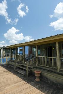 Tiki Cabin Yellow Rose Canyon - Mount Enterprise - 1