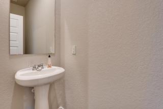 6 Mi to Lackland AFB Hot Tub, Pool and Game Room! - 1