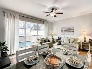 Windsor Palms Townhome w/Private Pool Near Disney - 7