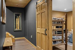 Lakefront Movie & Game Rooms Hot Tub Sauna etc - Albrightsville - 2