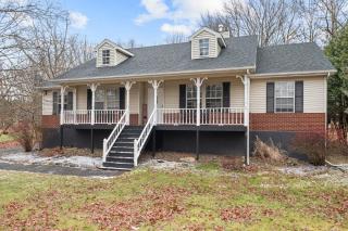 Spacious Entertainment Haven - Hot tub and More - Albrightsville - 5