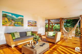 Spacious and Luxurious TopSpot Very Close to Armenia! - Armenia - 4